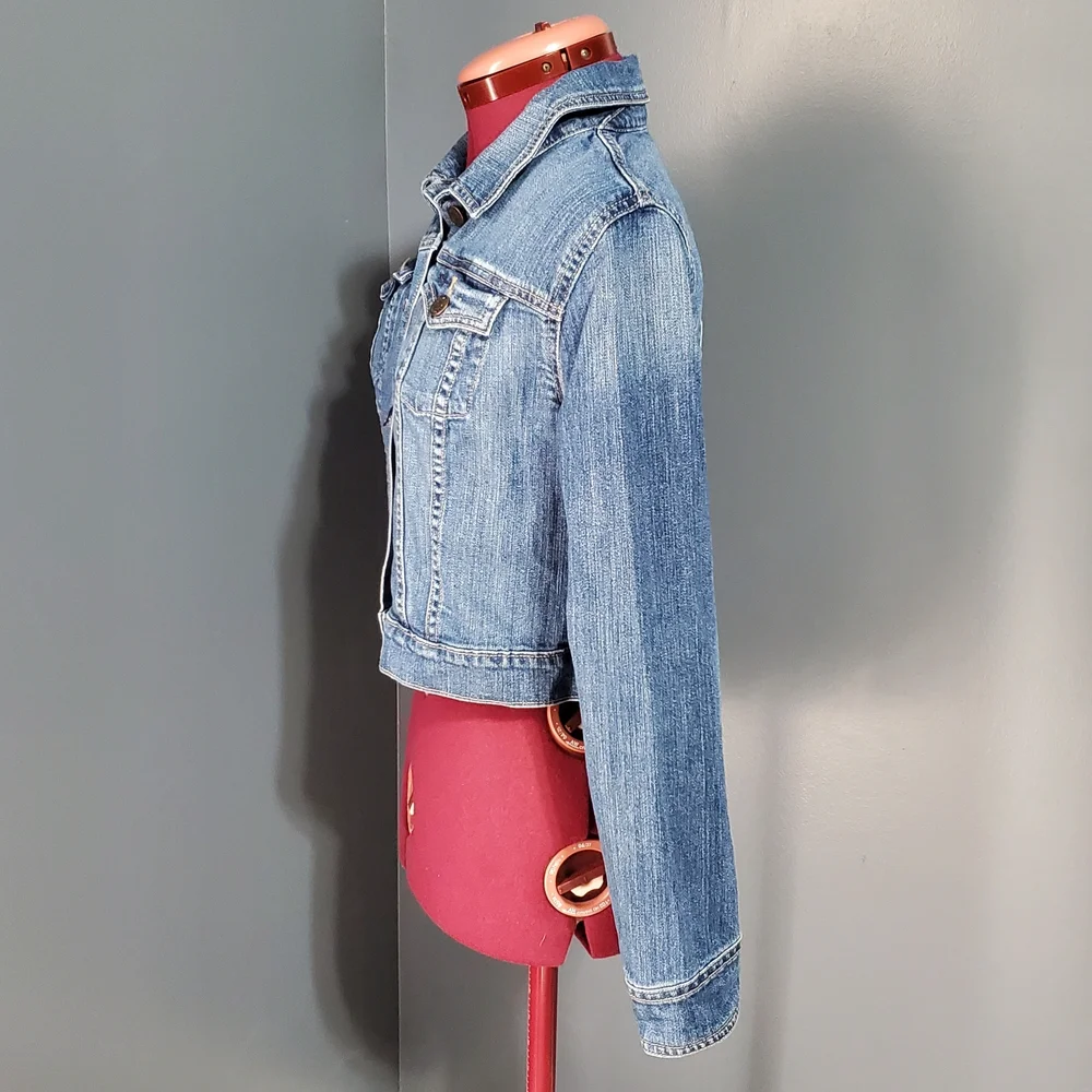 Old Navy Classic Blue Jean Denim Jacket Women's Size M - Picture 2 of 6